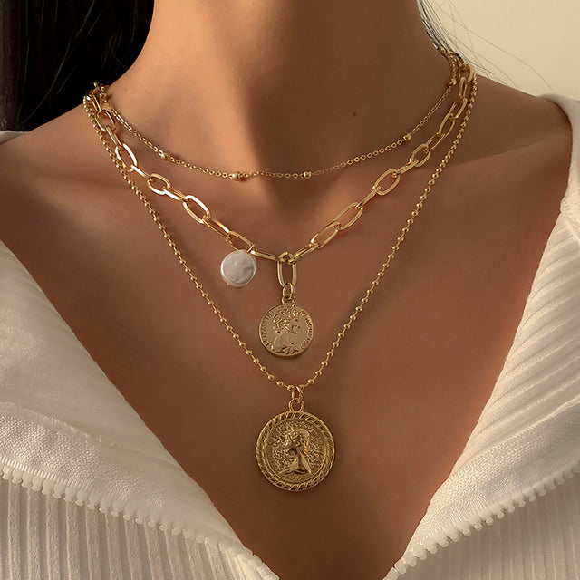 Goth Baroque Pearl Coin Portrait Pendant Necklace for Women Vintage Aesthetic Jewelry